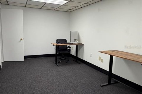 Immobilier commercial à louer à Tampa, Floride: 162.86 m2 № 2291784 - photo 13
