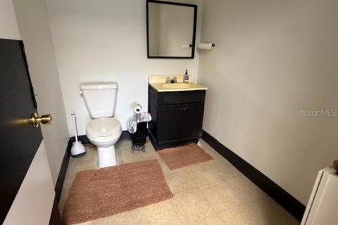 Immobilier commercial à louer à Tampa, Floride: 162.86 m2 № 2291784 - photo 10