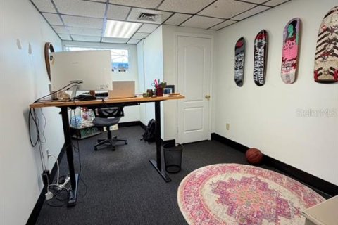 Immobilier commercial à louer à Tampa, Floride: 162.86 m2 № 2291784 - photo 3