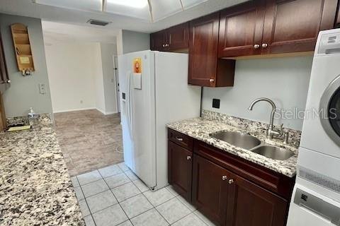 Condo in Clearwater, Florida, 2 bedrooms № 2216228 - photo 16