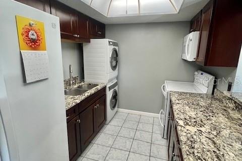 Condo in Clearwater, Florida, 2 bedrooms № 2216228 - photo 15