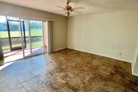 Condo in Clearwater, Florida, 2 bedrooms № 2216228 - photo 12