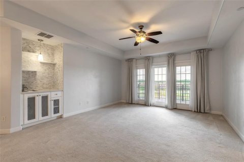 Condo in New Smyrna Beach, Florida, 2 bedrooms  № 2131172 - photo 2