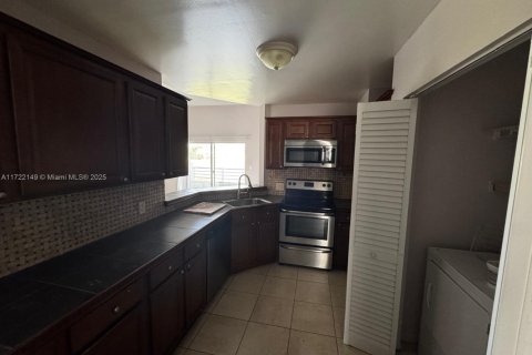 Copropriété à vendre à Oakland Park, Floride: 2 chambres, 101.82 m2 № 2035385 - photo 6