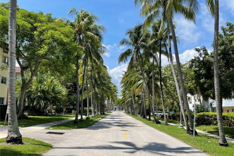 Copropriété à louer à Key Biscayne, Floride: 2 chambres, 110.27 m2 № 2000160 - photo 10
