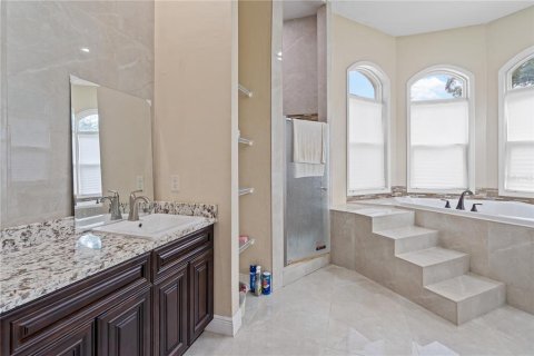 Villa ou maison à vendre à Archer, Floride: 3 chambres, 323.11 m2 № 2314279 - photo 12