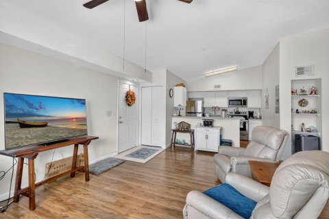 Copropriété à vendre à Port St. Lucie, Floride: 1 chambre, 80.64 m2 № 2146691 - photo 10