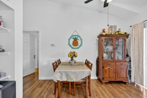 Copropriété à vendre à Port St. Lucie, Floride: 1 chambre, 80.64 m2 № 2146691 - photo 4