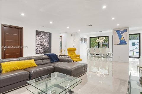 Villa ou maison à vendre à Wilton Manors, Floride: 5 chambres, 213.77 m2 № 2029399 - photo 14