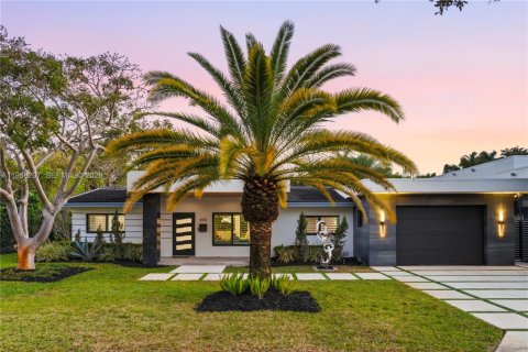 Villa ou maison à vendre à Wilton Manors, Floride: 5 chambres, 213.77 m2 № 2029399 - photo 4