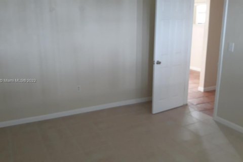 Condominio en venta en Margate, Florida, 1 dormitorio, 52.03 m2 № 1453576 - foto 4