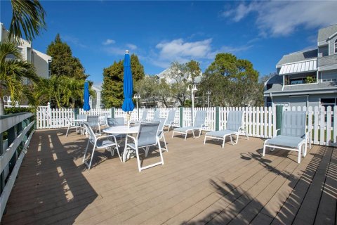 Condominio en venta en Saint Petersburg, Florida, 2 dormitorios, 83.61 m2 № 2210375 - foto 26