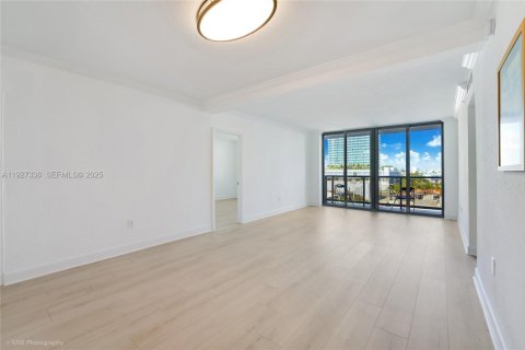Condominio en venta en Miami Beach, Florida, 2 dormitorios, 119.57 m2 № 1986253 - foto 5