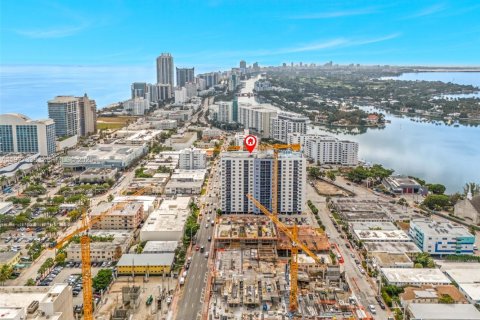 Condominio en venta en Miami Beach, Florida, 2 dormitorios, 119.57 m2 № 1986253 - foto 17