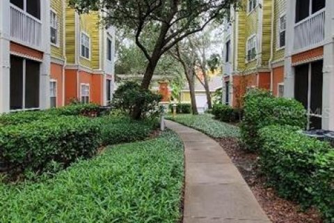 Condo in Tampa, Florida, 1 bedroom  № 1886897 - photo 3