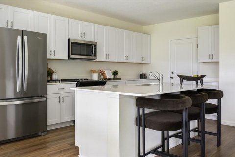 Casa en venta en Dade City, Florida, 4 dormitorios, 206.8 m2 № 2148939 - foto 2