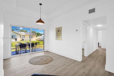 Купить виллу или дом в Дейви, Флорида 3 спальни, № 1973283 - фото 20