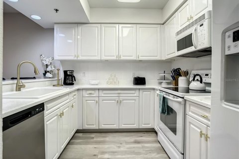 Copropriété à vendre à New Smyrna Beach, Floride: 3 chambres, 148.74 m2 № 1657353 - photo 4