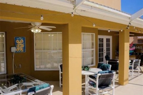 Купить виллу или дом в Дэвенпорт, Флорида 11 комнат, 219.99м2, № 2151313 - фото 27