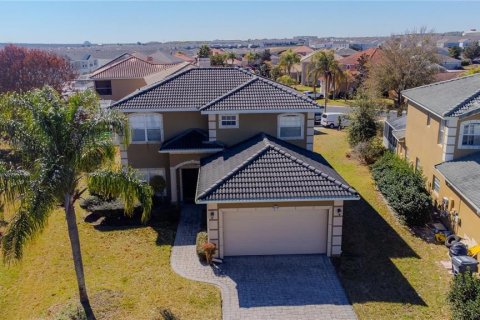 House in Davenport, Florida 4 bedrooms, 219.99 sq.m. № 2151313