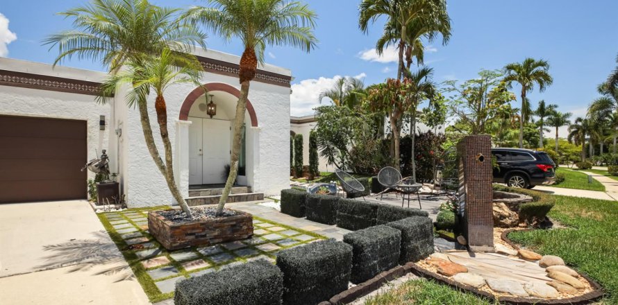 Villa ou maison à Lake Worth, Floride 2 chambres, 162.67 m2 № 2182764