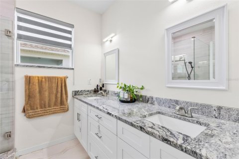 Casa en venta en Seffner, Florida, 3 dormitorios, 158.03 m2 № 2158028 - foto 17
