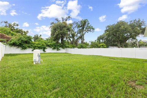Casa en venta en Seffner, Florida, 3 dormitorios, 158.03 m2 № 2158028 - foto 28