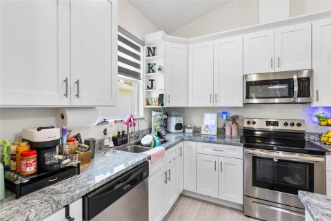 Casa en venta en Seffner, Florida, 3 dormitorios, 158.03 m2 № 2158028 - foto 8