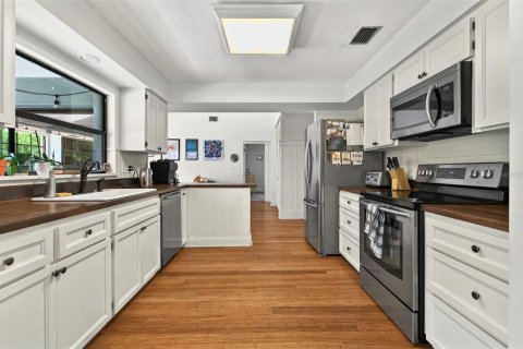 Villa ou maison à vendre à Eustis, Floride: 3 chambres, 160.16 m2 № 1744580 - photo 17