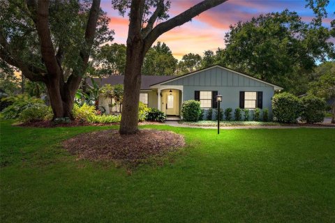 Villa ou maison à vendre à Eustis, Floride: 3 chambres, 160.16 m2 № 1744580 - photo 1