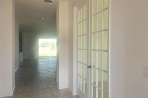 Casa en venta en Clermont, Florida, 5 dormitorios, 255.95 m2 № 2221763 - foto 2