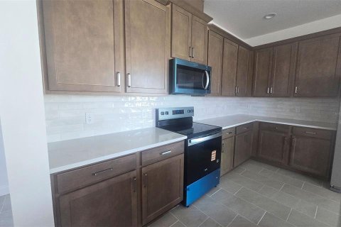 Casa en venta en Clermont, Florida, 5 dormitorios, 255.95 m2 № 2221763 - foto 7