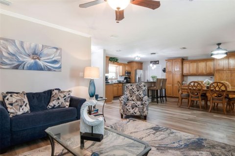 Villa ou maison à vendre à Brandon, Floride: 3 chambres, 149.94 m2 № 2344607 - photo 11
