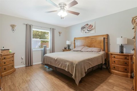 Villa ou maison à vendre à Brandon, Floride: 3 chambres, 149.94 m2 № 2344607 - photo 19