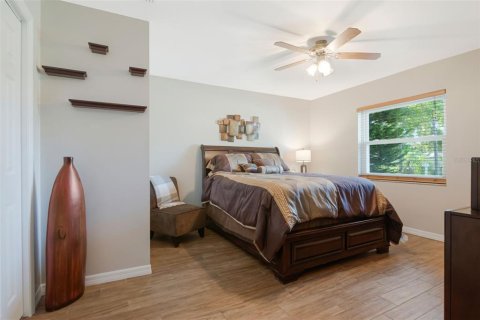 Villa ou maison à vendre à Brandon, Floride: 3 chambres, 149.94 m2 № 2344607 - photo 18