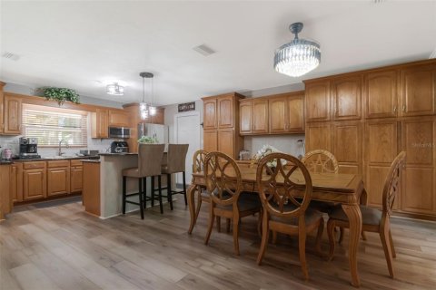 Villa ou maison à vendre à Brandon, Floride: 3 chambres, 149.94 m2 № 2344607 - photo 6