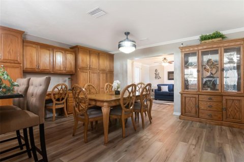Villa ou maison à vendre à Brandon, Floride: 3 chambres, 149.94 m2 № 2344607 - photo 7