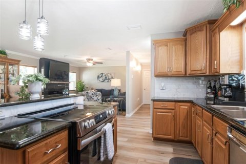 Villa ou maison à vendre à Brandon, Floride: 3 chambres, 149.94 m2 № 2344607 - photo 4