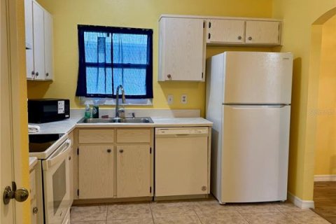 Villa ou maison à vendre à Kissimmee, Floride: 2 chambres, 123.56 m2 № 2347649 - photo 7
