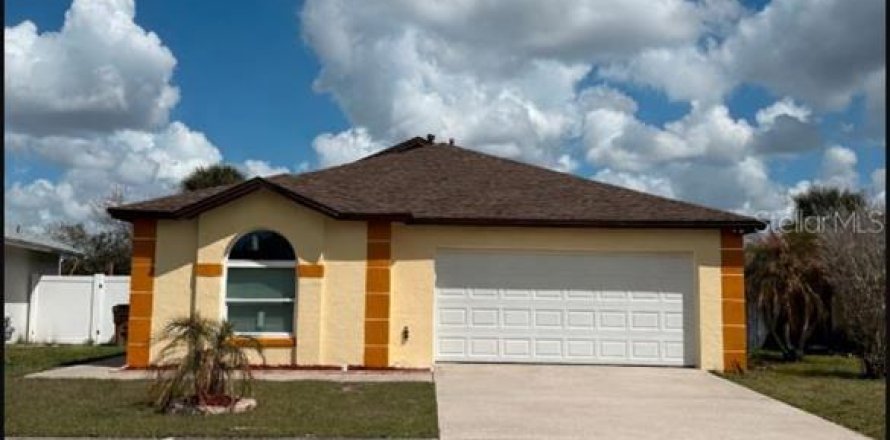 Villa ou maison à Kissimmee, Floride 2 chambres, 123.56 m2 № 2347649