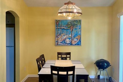 Villa ou maison à vendre à Kissimmee, Floride: 2 chambres, 123.56 m2 № 2347649 - photo 5