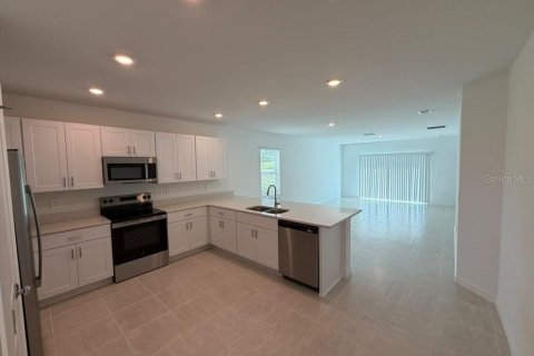 Villa ou maison à louer à Haines City, Floride: 3 chambres, 148.83 m2 № 2423826 - photo 10