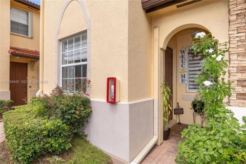 Touwnhouse à vendre à Homestead, Floride: 3 chambres, 108.6 m2 № 2082963 - photo 5