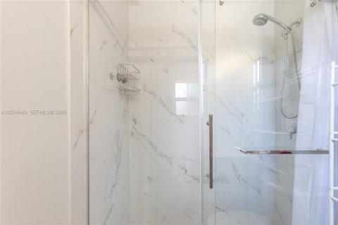 Touwnhouse à vendre à Homestead, Floride: 3 chambres, 108.6 m2 № 2082963 - photo 30