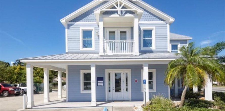 Commercial property in Dunedin, Florida 309.64 sq.m. № 2353282