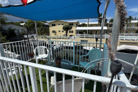 Condo in North Miami, Florida, 2 bedrooms  № 2168569 - photo 22