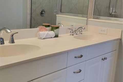 Condominio en alquiler en Bradenton, Florida, 2 dormitorios, 138.98 m2 № 1789126 - foto 15