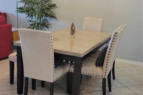 Condominio en alquiler en Bradenton, Florida, 2 dormitorios, 138.98 m2 № 1789126 - foto 7