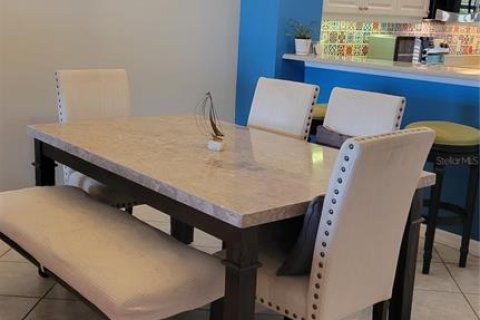 Condominio en alquiler en Bradenton, Florida, 2 dormitorios, 138.98 m2 № 1789126 - foto 8