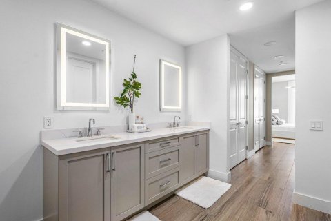 Copropriété à vendre à Palm Beach Shores, Floride: 2 chambres, 247.31 m2 № 2078422 - photo 26